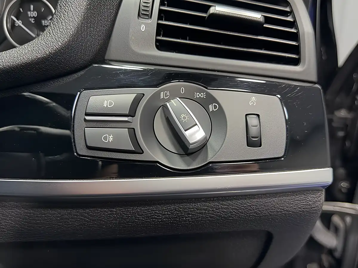 Used 2017 BMW X4 M Sport Black Sapphire - Interior and Exterior details 19