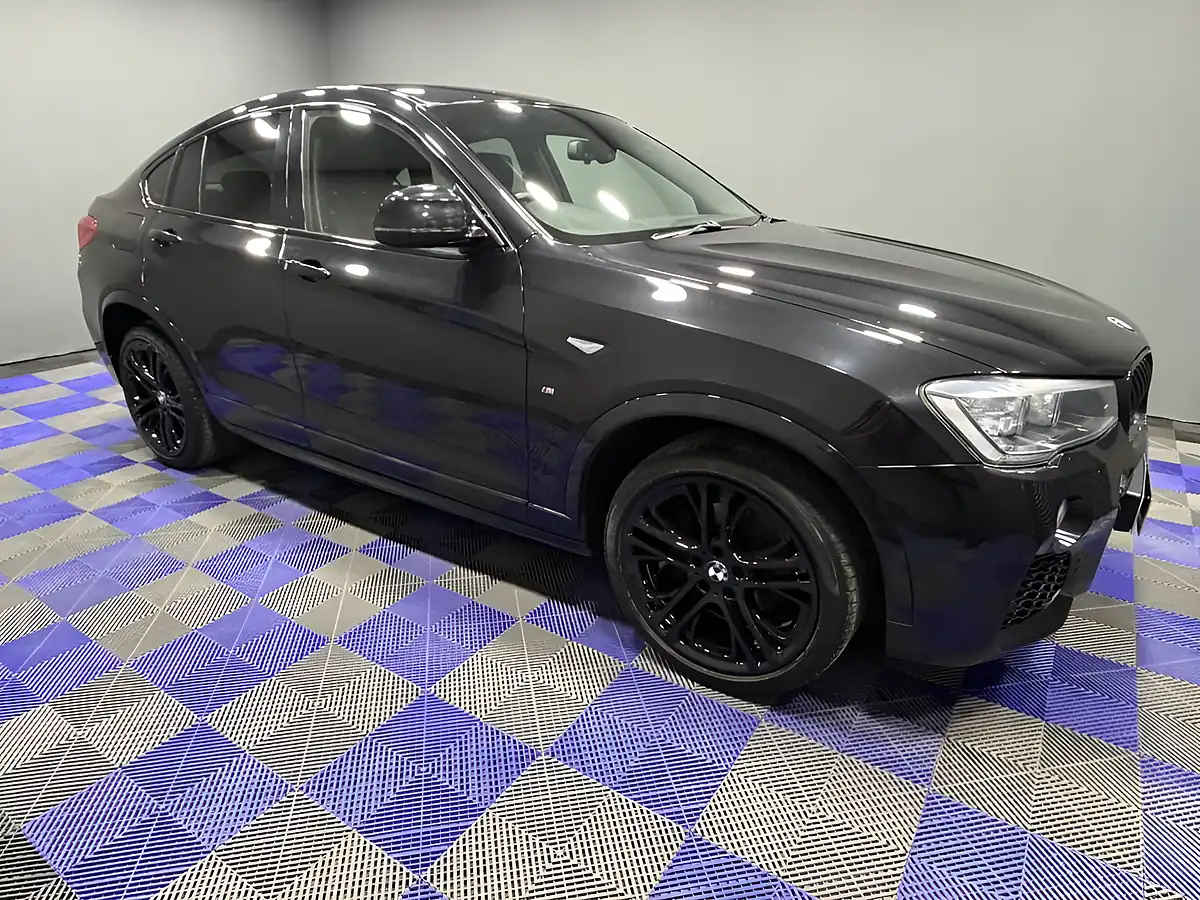 Used 2017 BMW X4 M Sport Black Sapphire - Interior and Exterior details 5