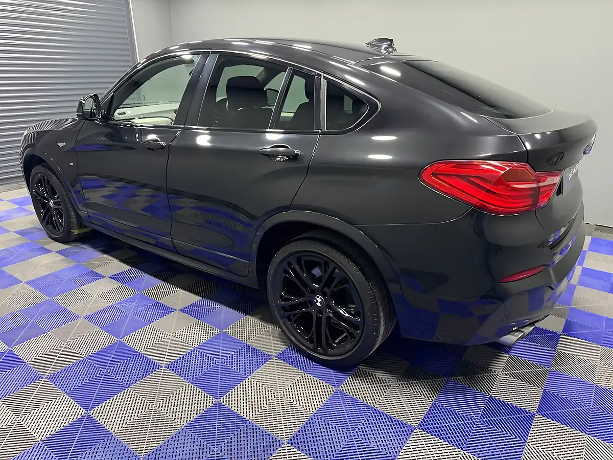 Used 2017 BMW X4 M Sport Black Sapphire - Interior and Exterior details 8