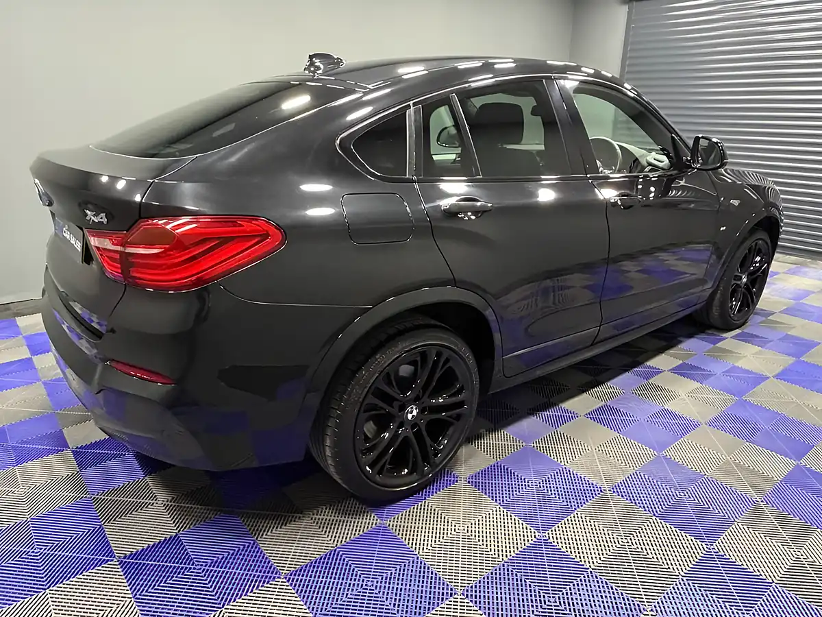 Used 2017 BMW X4 M Sport Black Sapphire - Interior and Exterior details 9