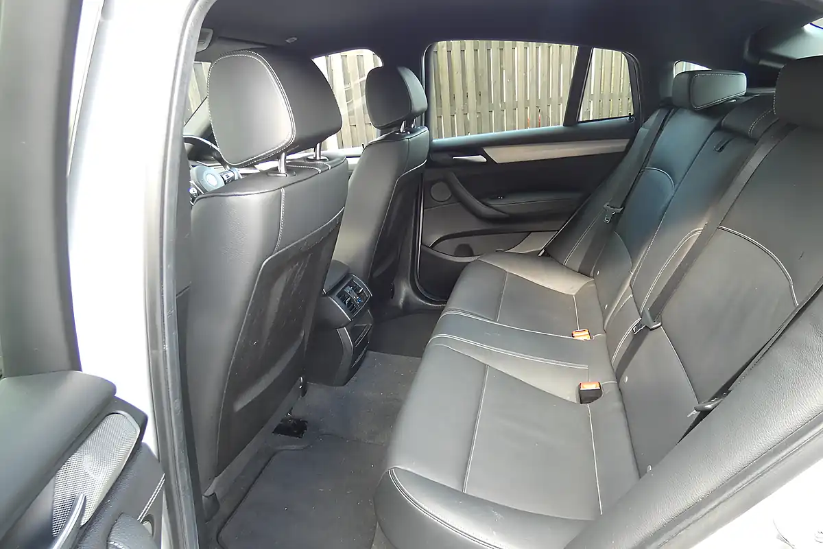 Used 2017 BMW X4 M Sport Glacier Silver - Interior and Exterior details 11