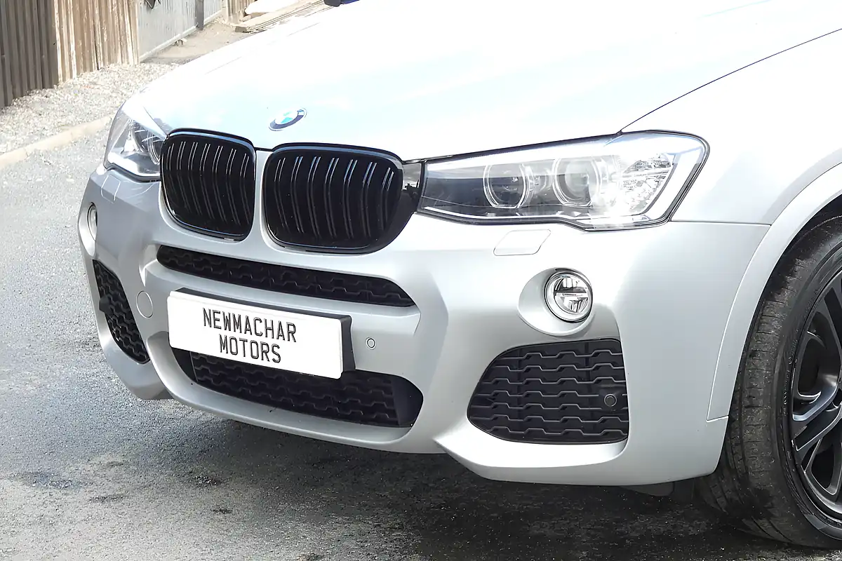 Used 2017 BMW X4 M Sport Glacier Silver - Interior and Exterior details 6