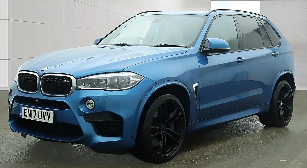Used 2017 BMW X5 M Blue - Interior and Exterior details 3