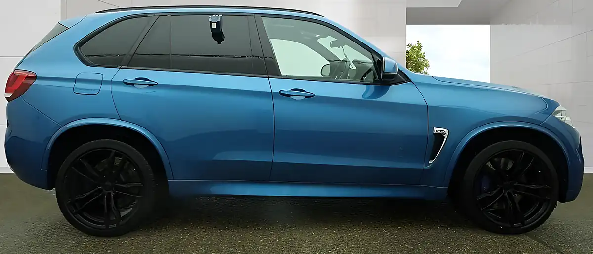 Used 2017 BMW X5 M Blue - Interior and Exterior details 7