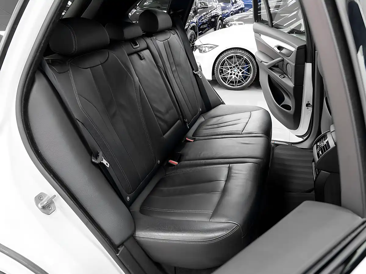 Used 2017 BMW X5 M Sport Alpine White - Interior and Exterior details 14
