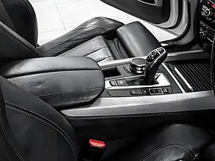 Used 2017 BMW X5 M Sport Alpine White - Interior and Exterior details 17