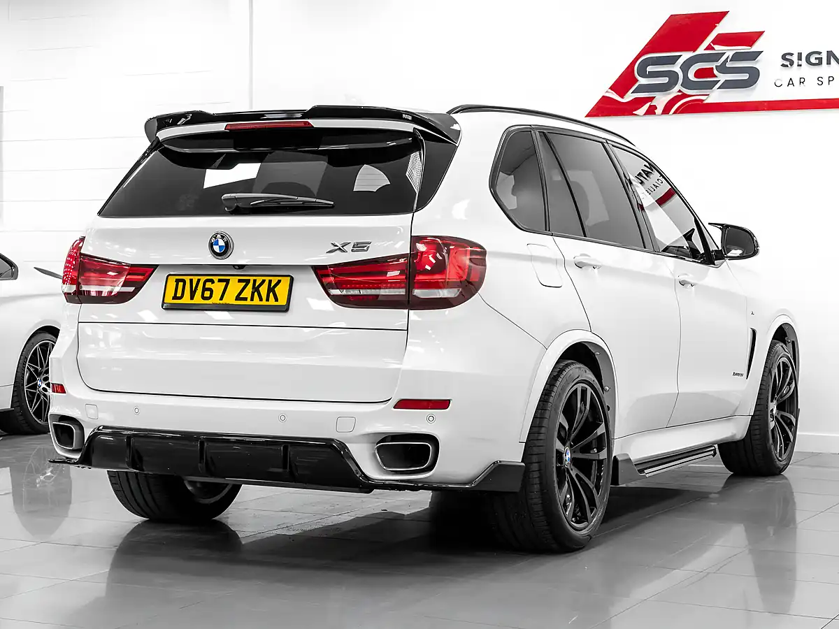 Used 2017 BMW X5 M Sport Alpine White - Interior and Exterior details 5