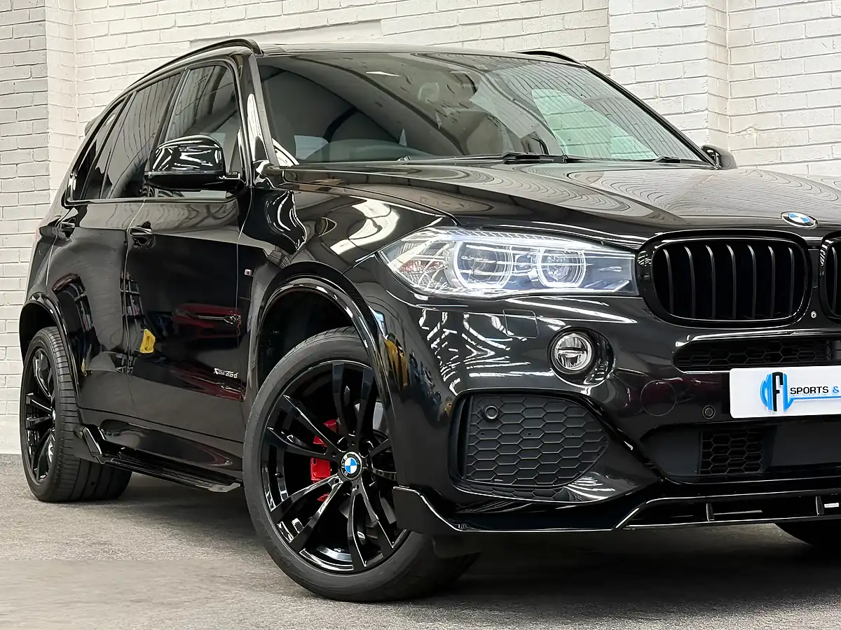 Used 2017 BMW X5 M Sport Black - Interior and Exterior details 4