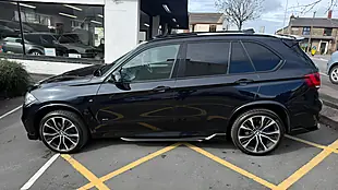 Used 2017 BMW X5 M Sport Black - Interior and Exterior details 12