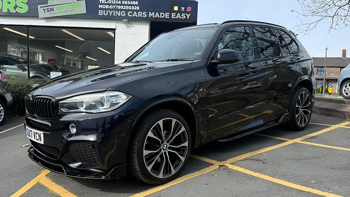 Used 2017 BMW X5 M Sport Black - Interior and Exterior details 7