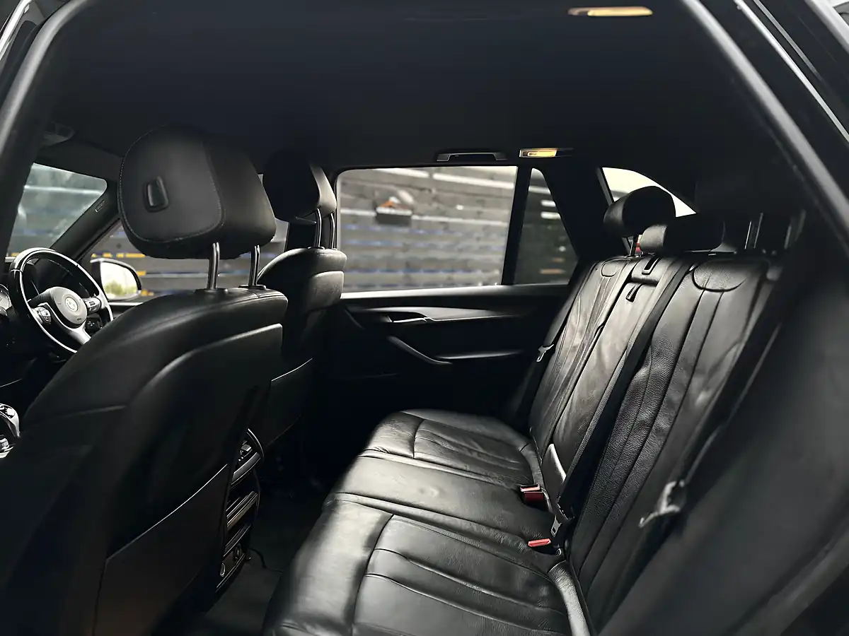 Used 2017 BMW X5 M Sport Black - Interior and Exterior details 16