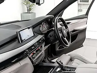 Used 2017 BMW X5 M Sport Black Sapphire - Interior and Exterior details 17