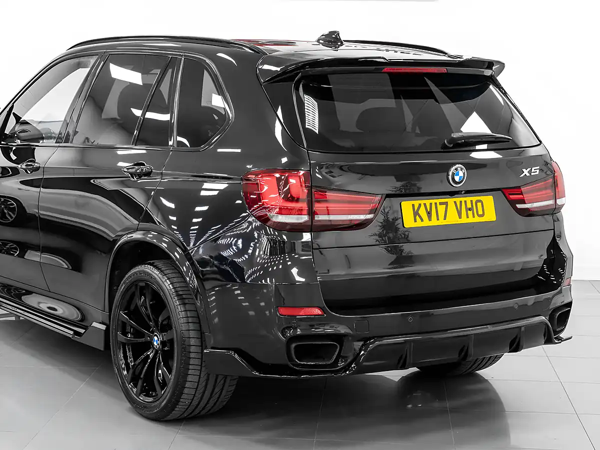 Used 2017 BMW X5 M Sport Black Sapphire - Interior and Exterior details 9
