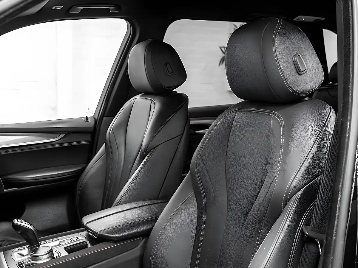 Used 2017 BMW X5 M Sport Black Sapphire - Interior and Exterior details 14