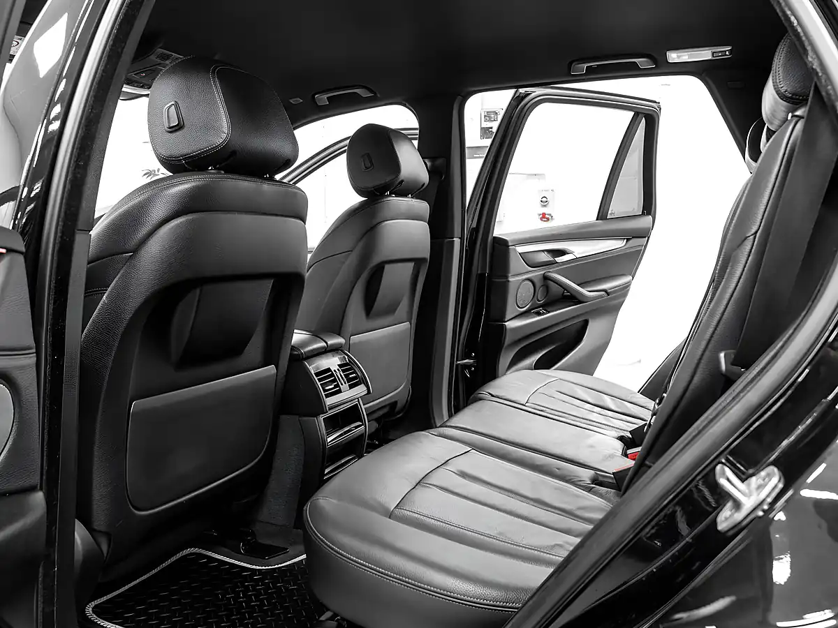 Used 2017 BMW X5 M Sport Black Sapphire - Interior and Exterior details 15