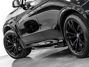 Used 2017 BMW X5 M Sport Black Sapphire - Interior and Exterior details 10