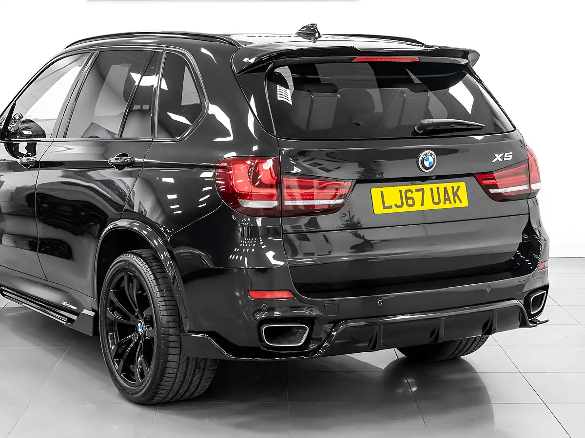 Used 2017 BMW X5 M Sport Black Sapphire - Interior and Exterior details 9