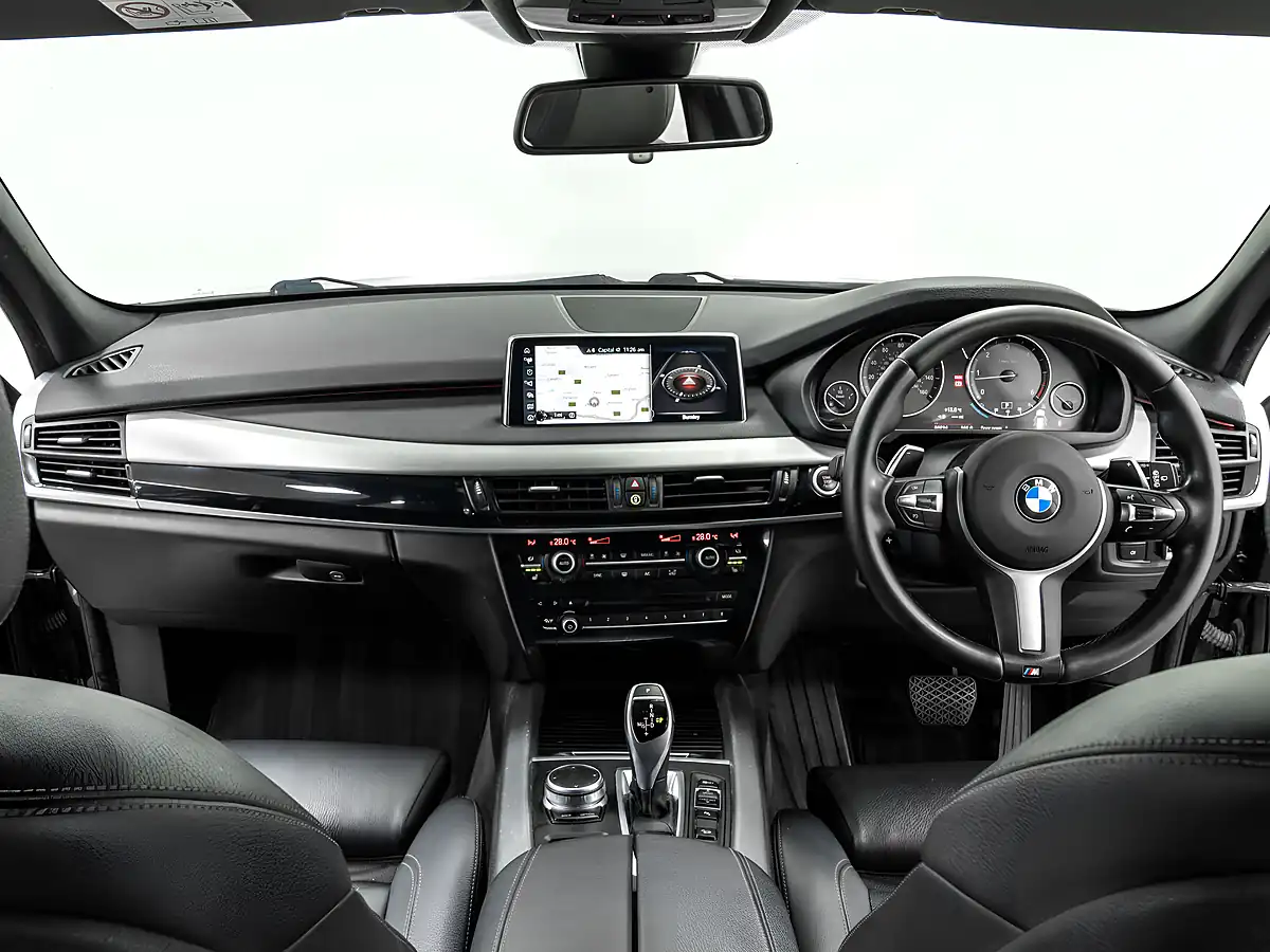 Used 2017 BMW X5 M Sport Black Sapphire - Interior and Exterior details 12