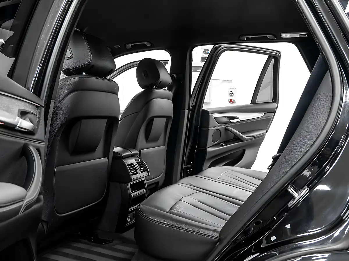 Used 2017 BMW X5 M Sport Black Sapphire - Interior and Exterior details 15