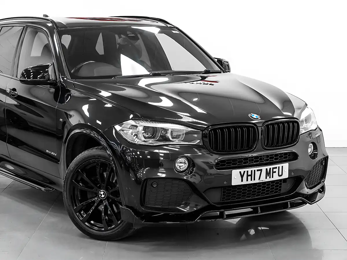 Used 2017 BMW X5 M Sport Black Sapphire - Interior and Exterior details 9