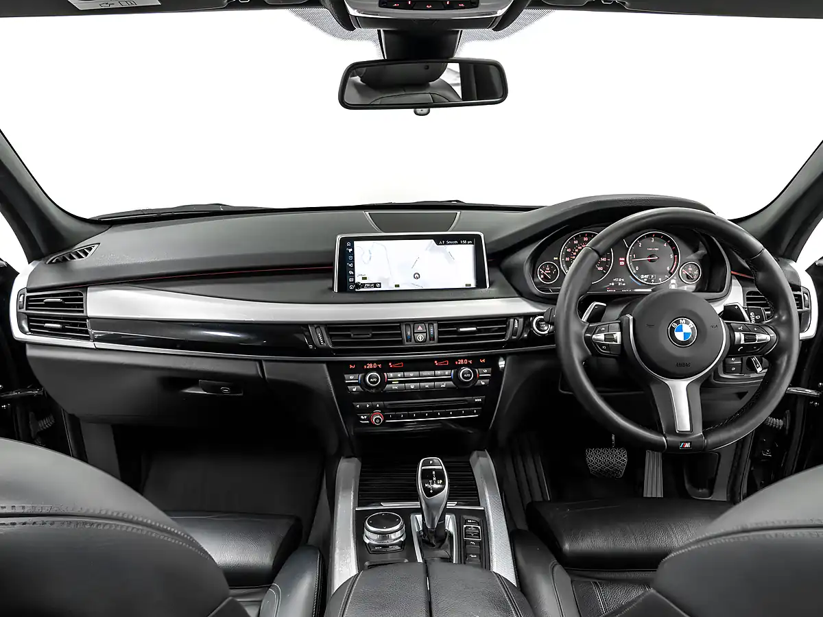 Used 2017 BMW X5 M Sport Black Sapphire - Interior and Exterior details 12