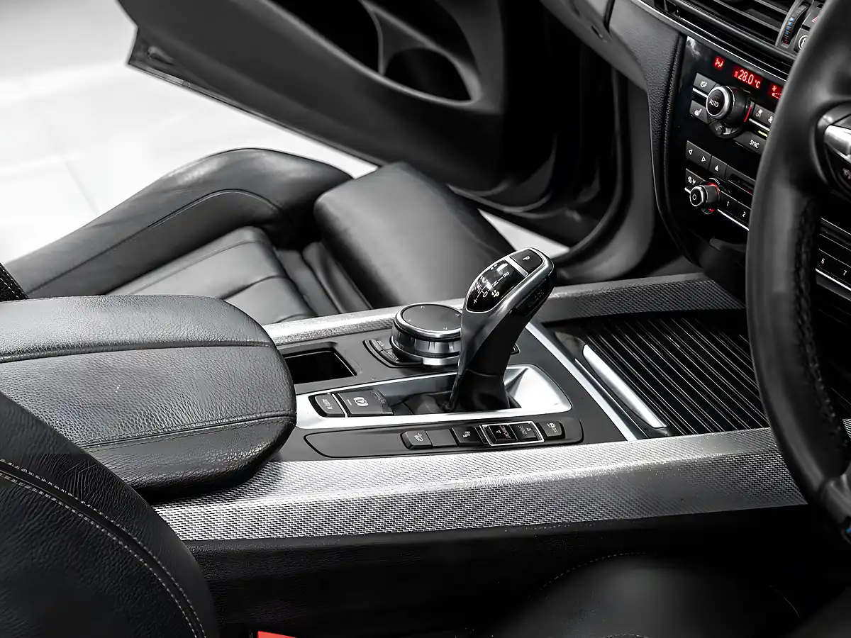 Used 2017 BMW X5 M Sport Black Sapphire - Interior and Exterior details 18
