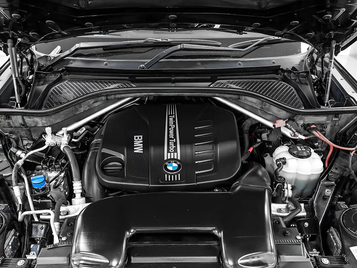 Used 2017 BMW X5 M Sport Black Sapphire - Interior and Exterior details 17