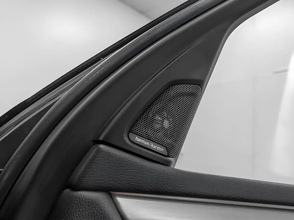 Used 2017 BMW X5 M Sport Black Sapphire - Interior and Exterior details 19