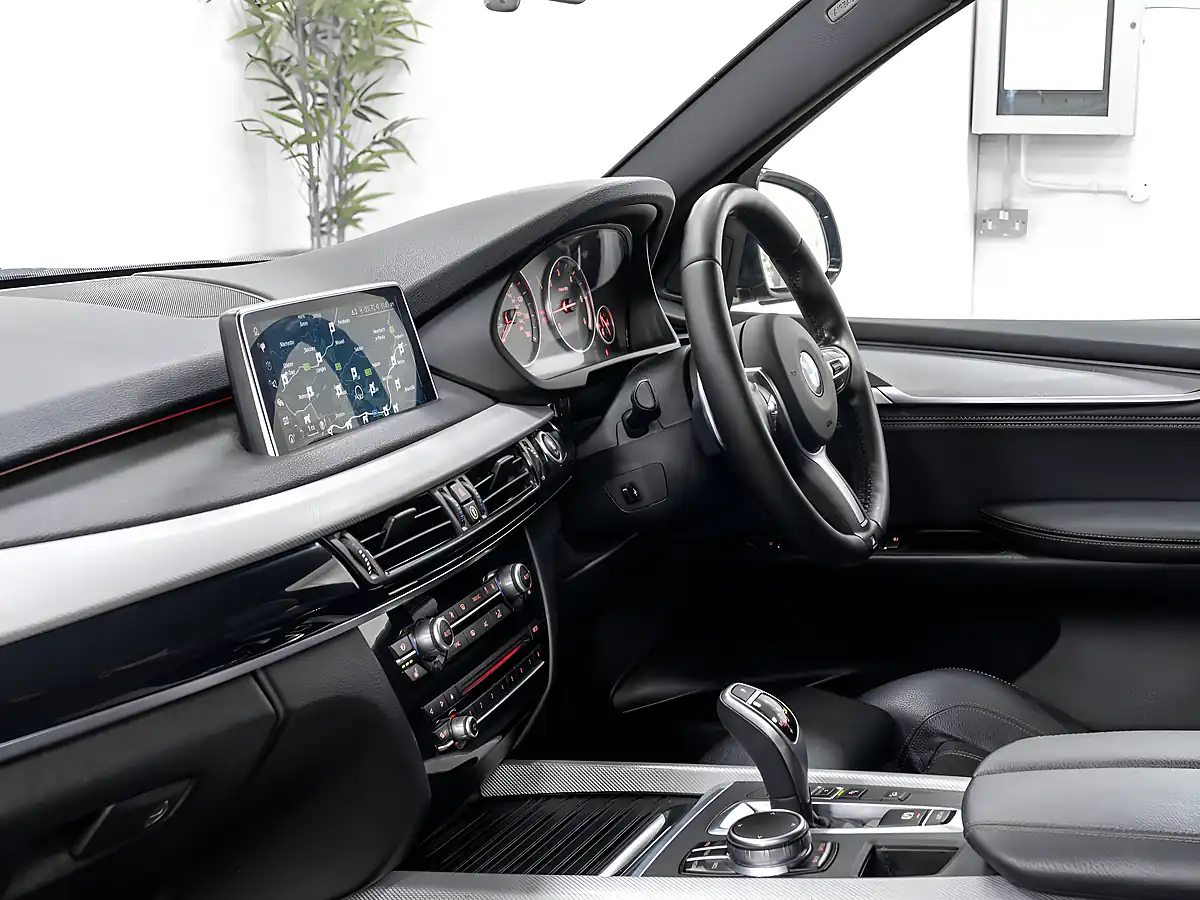 Used 2017 BMW X5 M Sport Black Sapphire - Interior and Exterior details 17