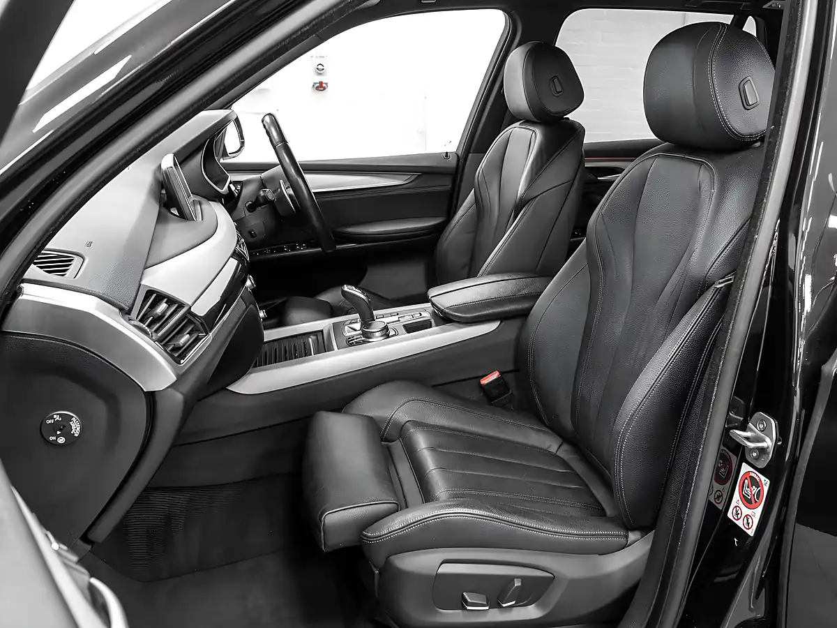 Used 2017 BMW X5 M Sport Black Sapphire - Interior and Exterior details 13