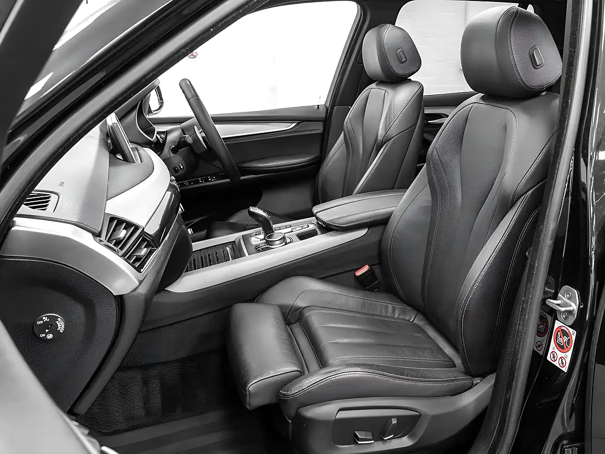 Used 2017 BMW X5 M Sport Black Sapphire - Interior and Exterior details 13