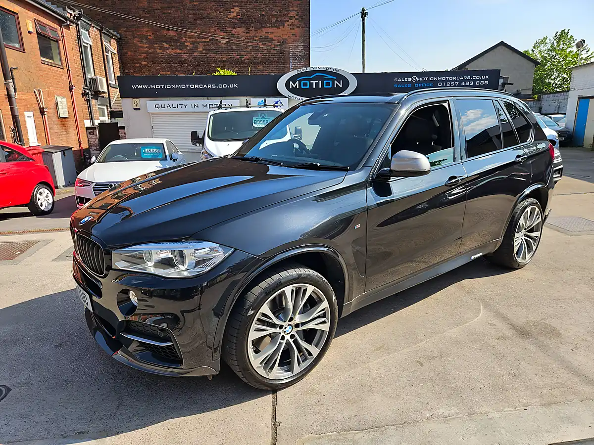 Used 2017 BMW X5 M Sport Black Sapphire Metallic - Interior and Exterior details 5