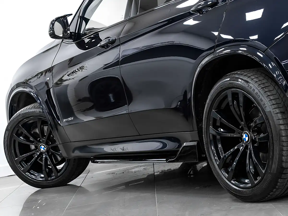 Used 2017 BMW X5 M Sport Carbon Black - Interior and Exterior details 10