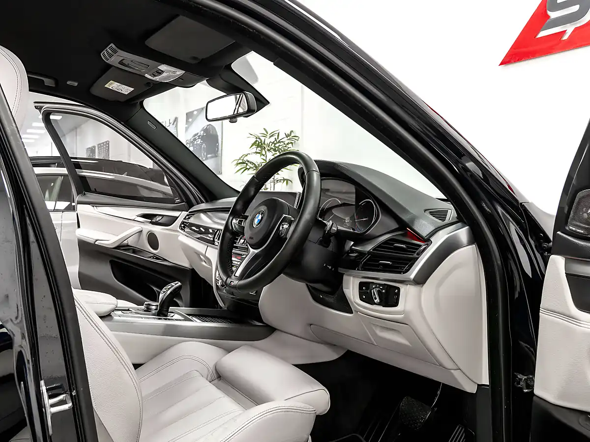 Used 2017 BMW X5 M Sport Carbon Black - Interior and Exterior details 11