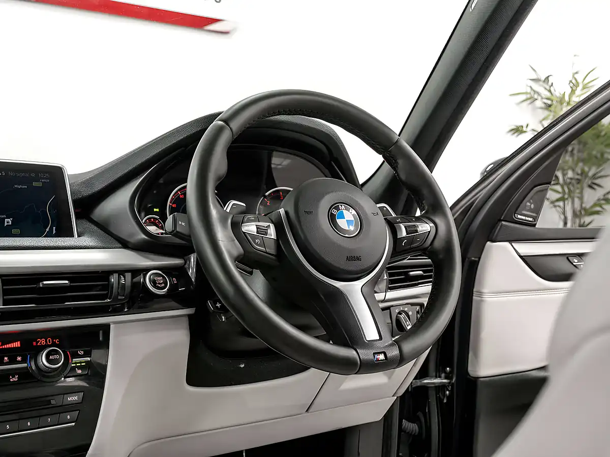 Used 2017 BMW X5 M Sport Carbon Black - Interior and Exterior details 18