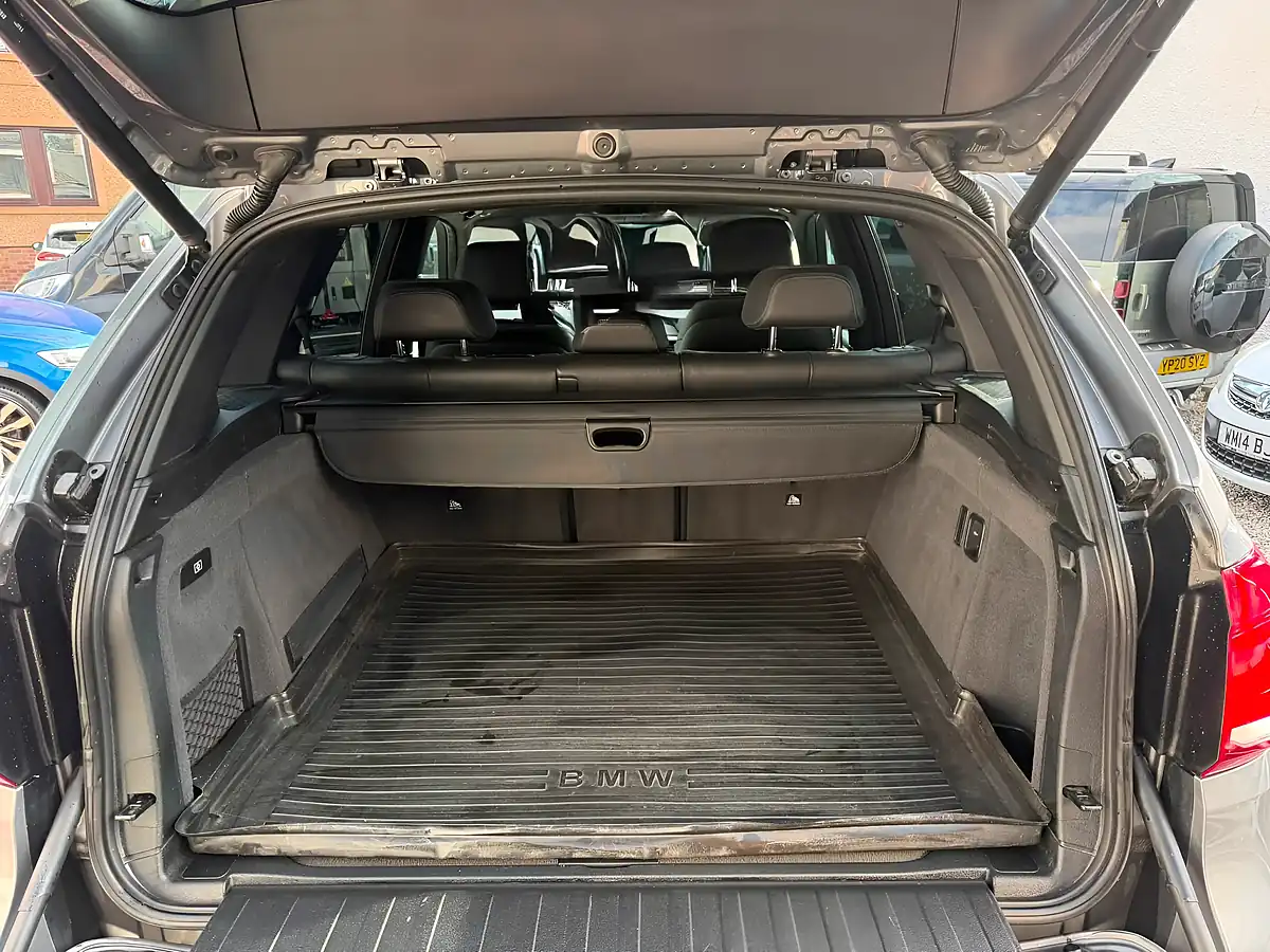 Used 2017 BMW X5 M Sport Grey - Interior and Exterior details 15