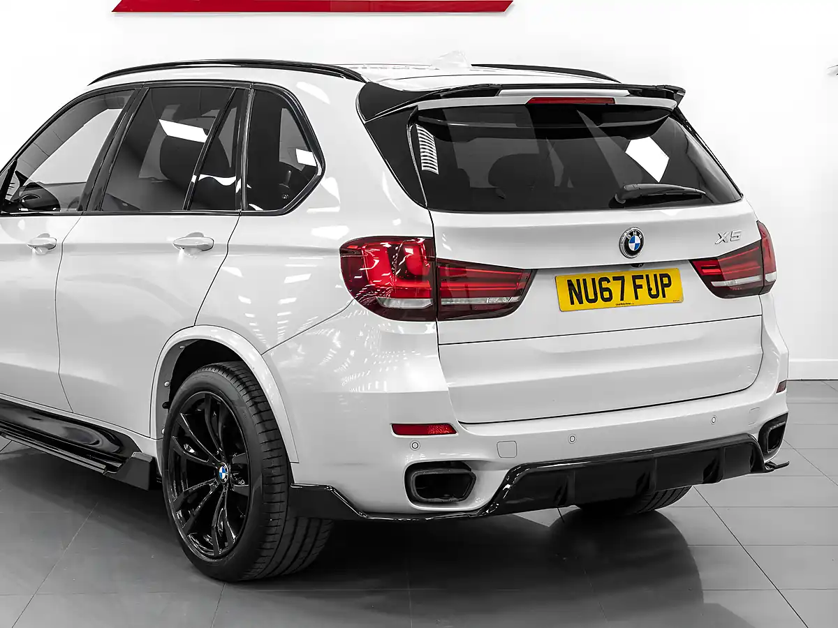 Used 2017 BMW X5 M Sport Mineral White - Interior and Exterior details 10