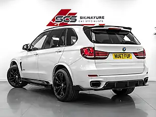 Used 2017 BMW X5 M Sport Mineral White - Interior and Exterior details 4