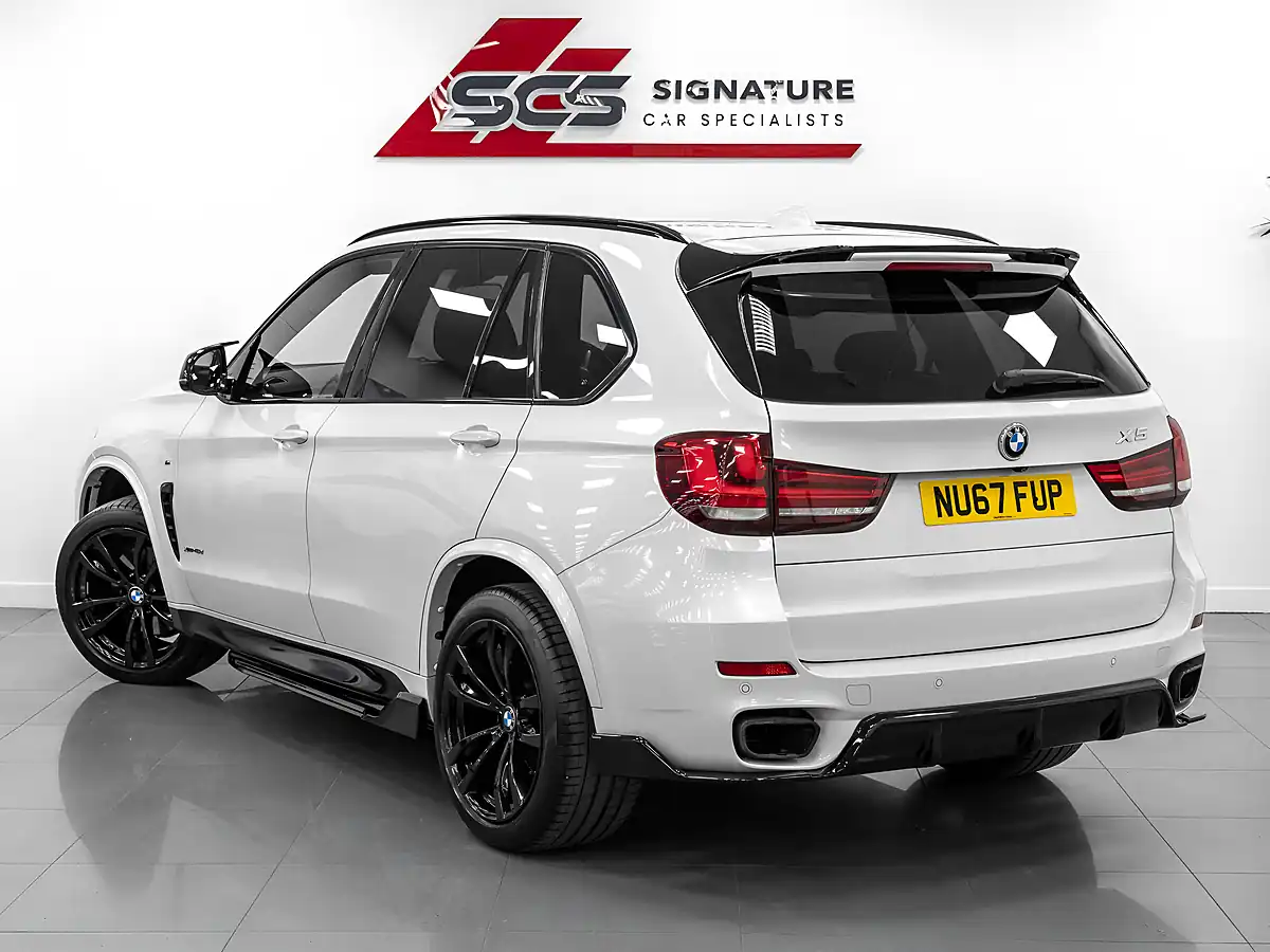 Used 2017 BMW X5 M Sport Mineral White - Interior and Exterior details 9