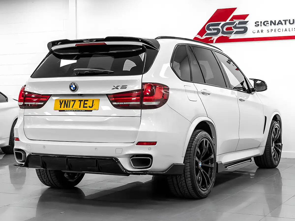 Used 2017 BMW X5 M Sport Mineral White - Interior and Exterior details 5
