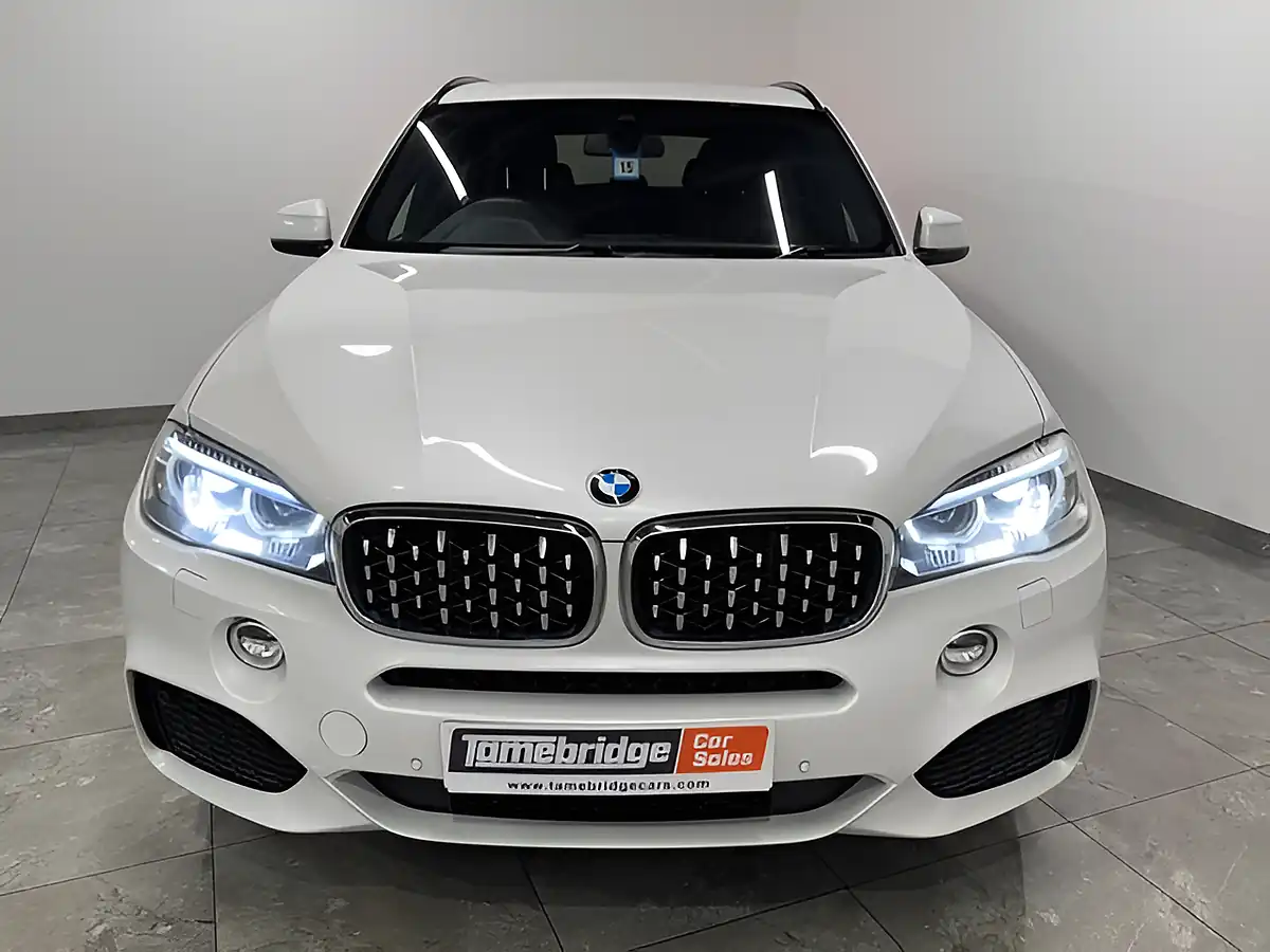 Used 2017 BMW X5 M Sport Mineral White - Interior and Exterior details 16