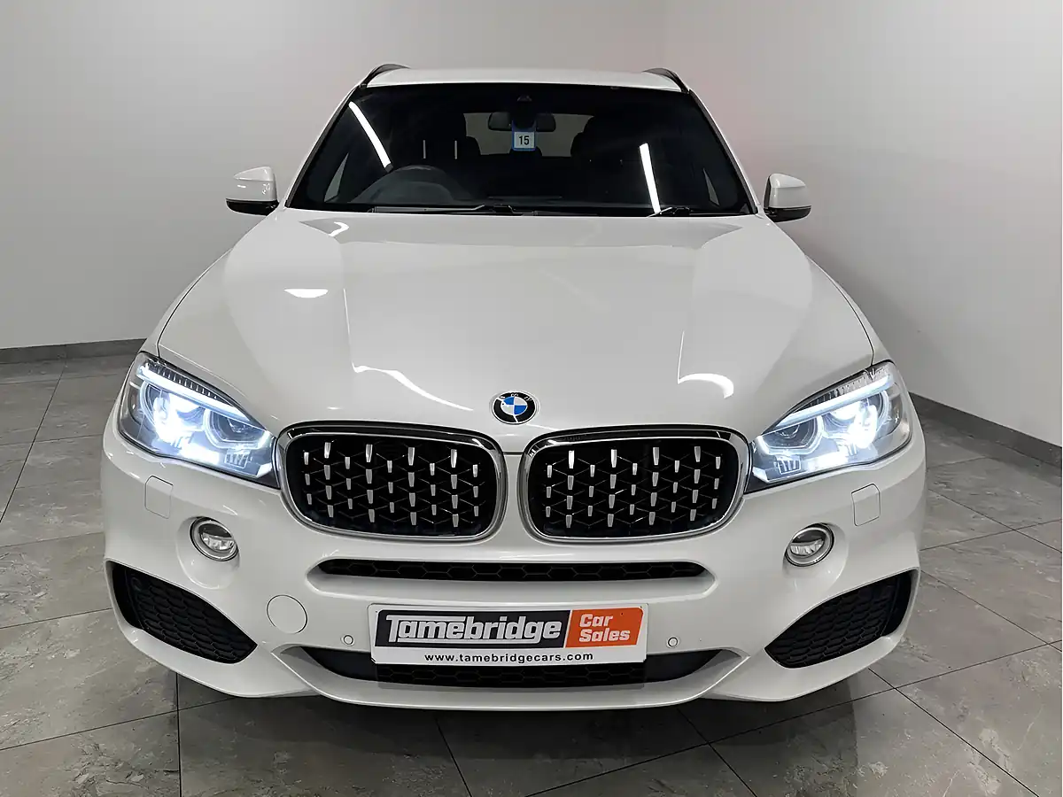 Used 2017 BMW X5 M Sport Mineral White - Interior and Exterior details 17