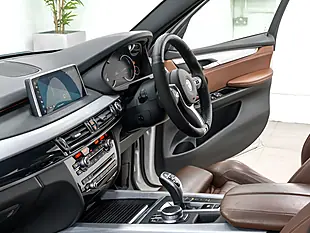 Used 2017 BMW X5 M Sport Plus Mineral White - Interior and Exterior details 16