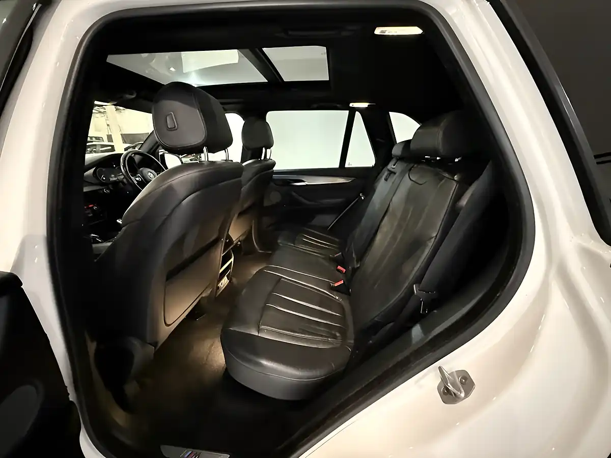 Used 2017 BMW X5 M Sport Plus White - Interior and Exterior details 12