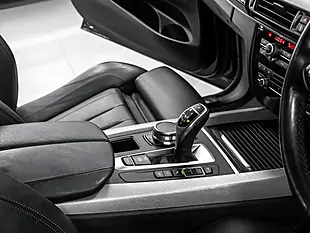 Used 2017 BMW X5 M Sport Sapphire Black - Interior and Exterior details 17