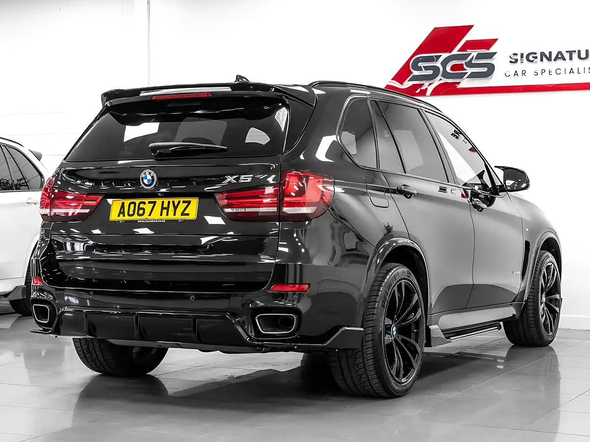 Used 2017 BMW X5 M Sport Sapphire Black - Interior and Exterior details 5