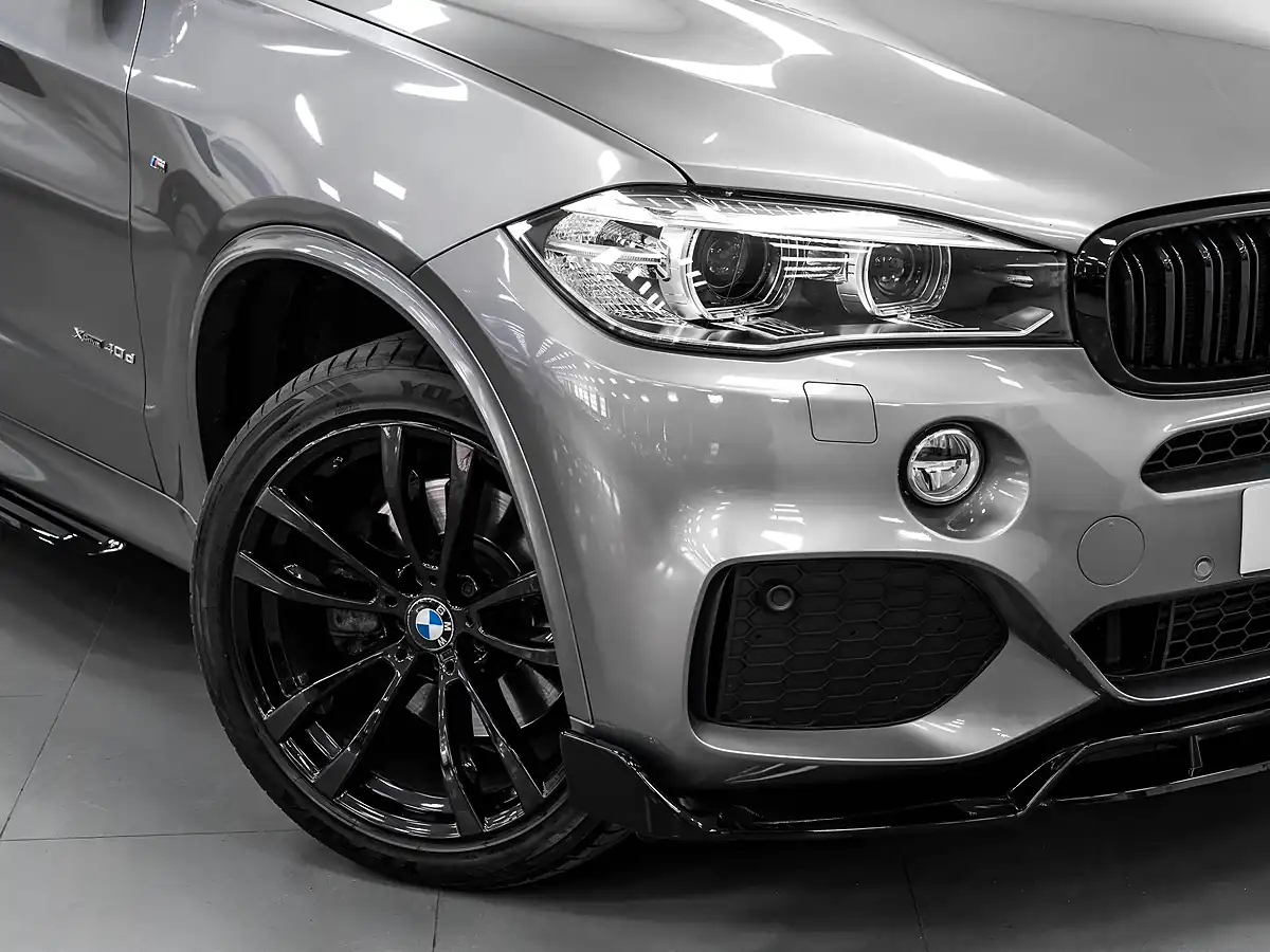 Used 2017 BMW X5 M Sport Space Grey - Interior and Exterior details 12