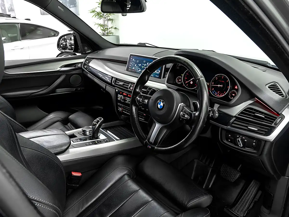Used 2017 BMW X5 M Sport Space Grey - Interior and Exterior details 18
