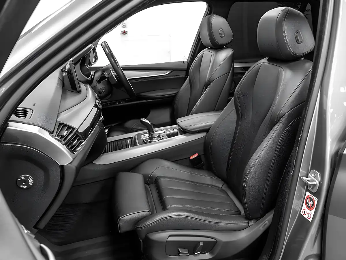 Used 2017 BMW X5 M Sport Space Grey - Interior and Exterior details 12