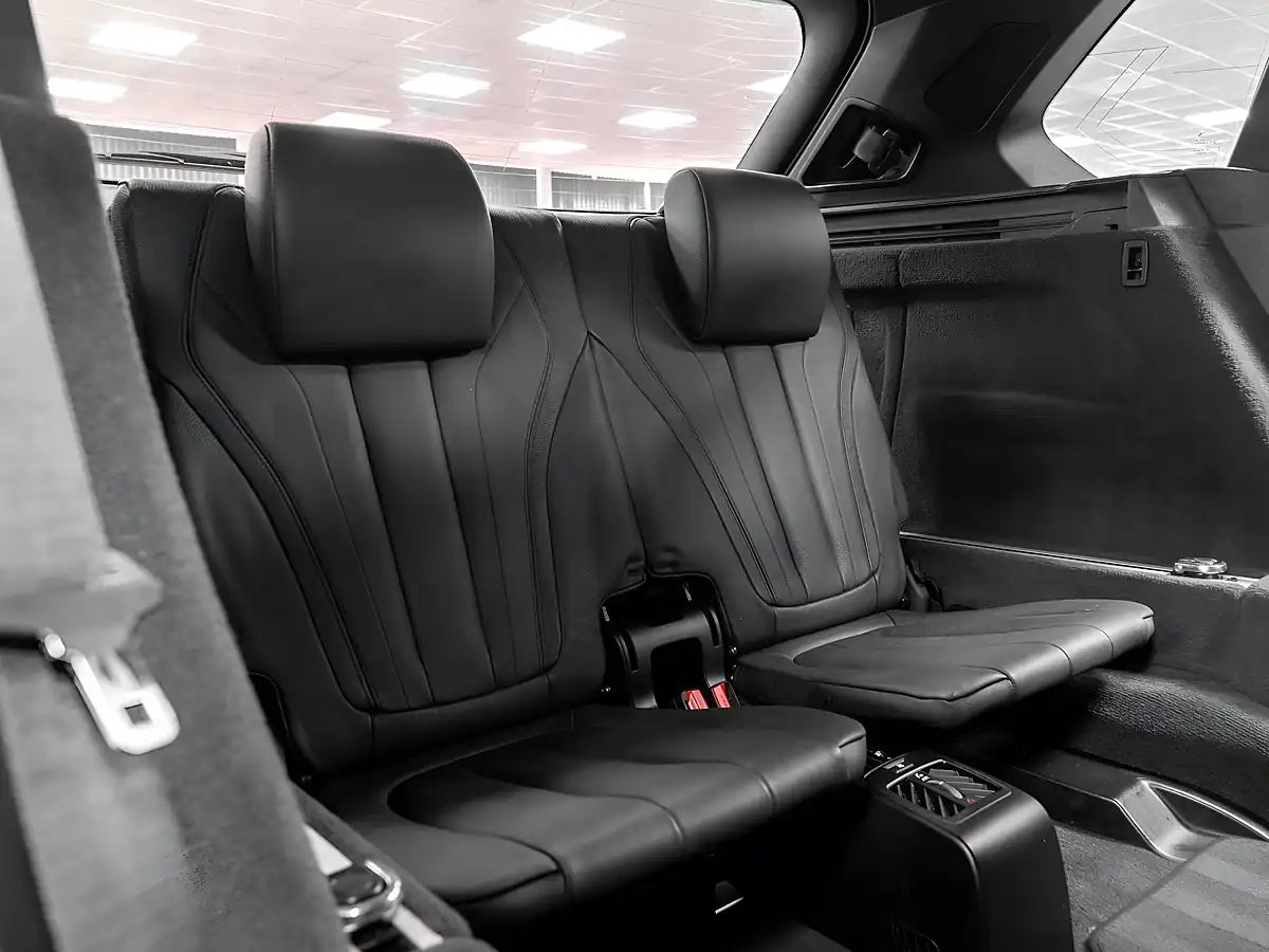 Used 2017 BMW X5 M Sport Space Grey - Interior and Exterior details 13